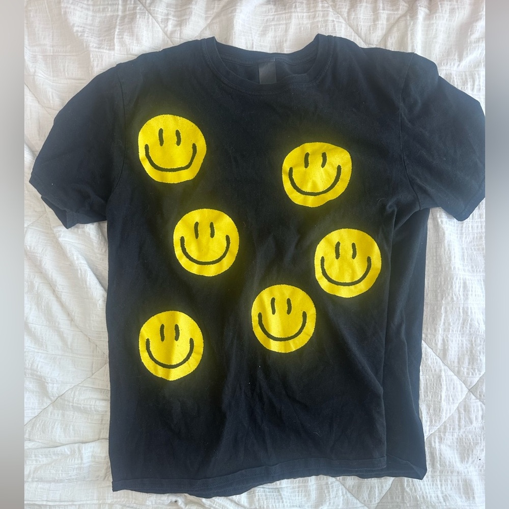 Smiley face oversized t shirt